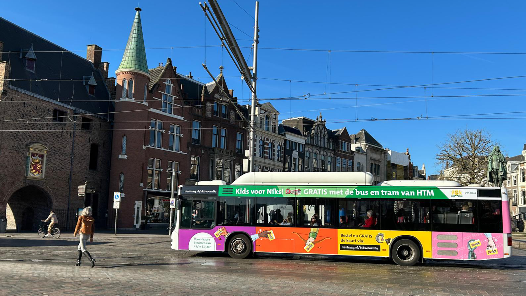 Mockup-bus-DH-.png